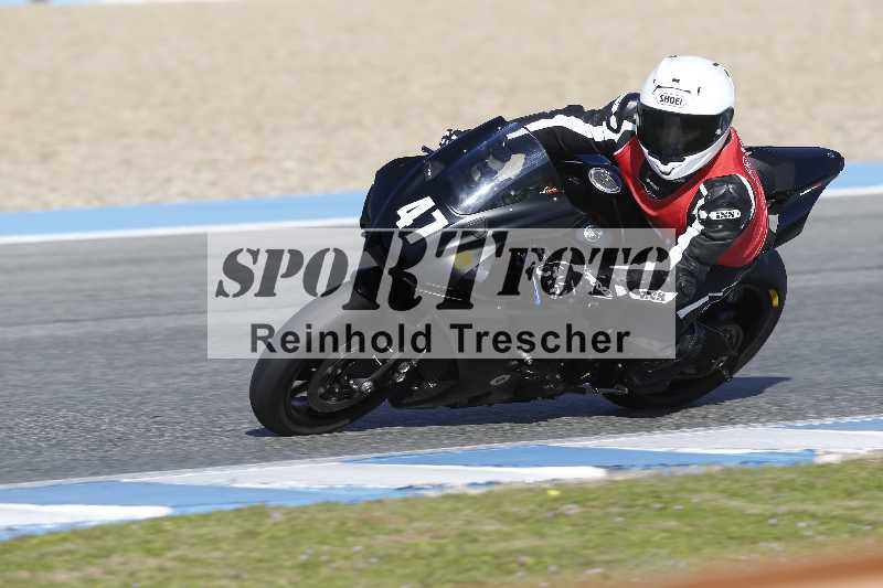 /01 24.-27.01.2025 Moto Center Thun Jerez/gruen-green/47